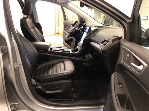 Used 2022 Ford Edge SEL w/ Convenience Package image 36