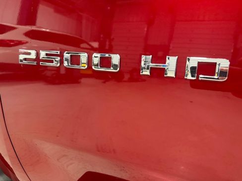 Used 2024 Chevrolet Silverado 2500 LTZ AWD/4WD image 11