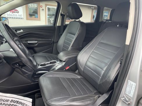 Used 2014 Ford Escape Titanium FWD image 28