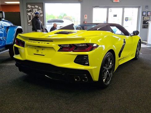 Used 2022 Chevrolet Corvette Stingray Convertible w/ Battery Protection Package RWD image 5