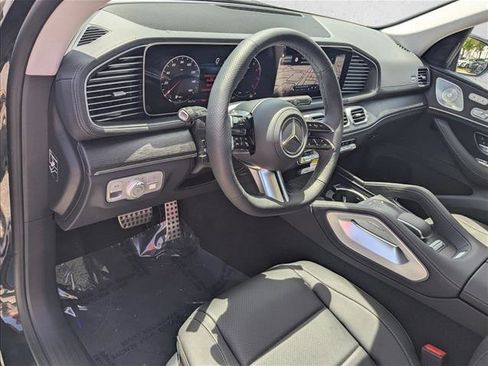 New 2026 Mercedes-Benz GLS 450 4MATIC image 3