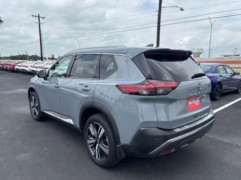 Used 2022 Nissan Rogue SL w/ SL Premium Package FWD image 4