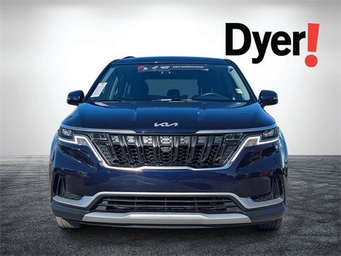 Certified 2024 Kia Carnival LX image 9