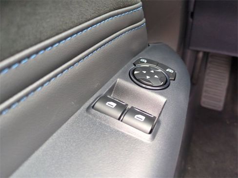 Used 2025 Ford Mustang Dark Horse image 27