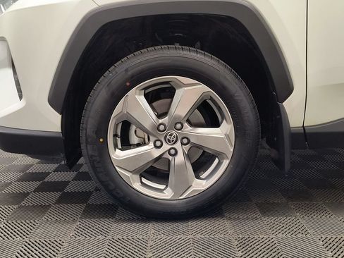 Used 2021 Toyota RAV4 XLE Premium AWD/4WD image 11