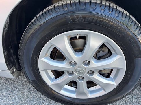 Used 2011 Toyota Camry LE w/ LE Extra-Value Pkg image 22