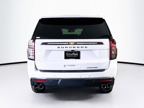 Used 2023 Chevrolet Suburban Premier image 7