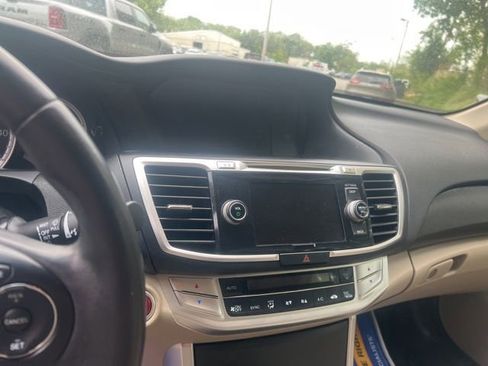 Used 2013 Honda Accord EX-L image 15