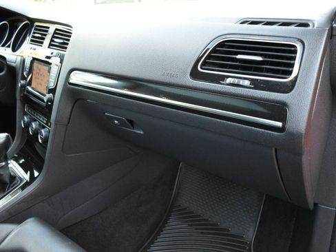 Used 2015 Volkswagen Golf SEL FWD image 20