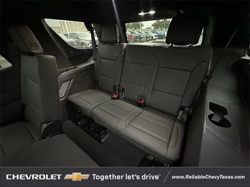New 2026 Chevrolet Suburban LT w/ Comfort Package image 26
