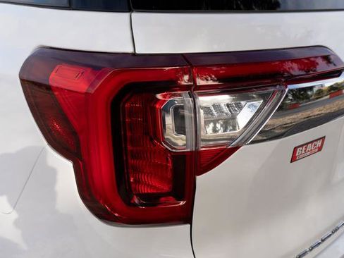 Used 2022 GMC Acadia Denali w/ Denali Ultimate Package image 39