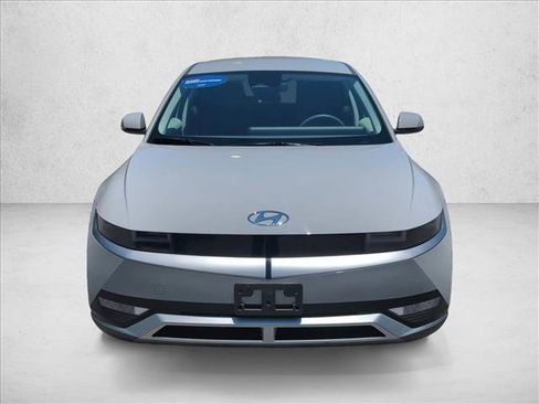 Certified 2024 Hyundai Ioniq 5 SE RWD image 2