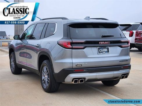 Used 2025 GMC Acadia Elevation image 7