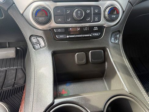 Used 2018 GMC Yukon XL SLT image 14