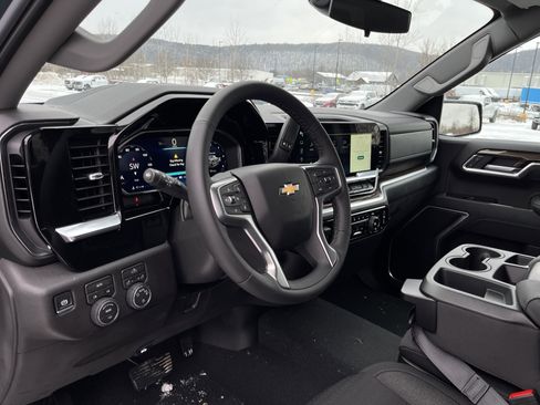 New 2026 Chevrolet Silverado 1500 LT image 42