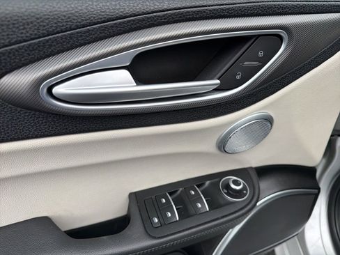 Used 2019 Alfa Romeo Giulia Ti Sport w/ Quick Order Package 22S Sport image 27