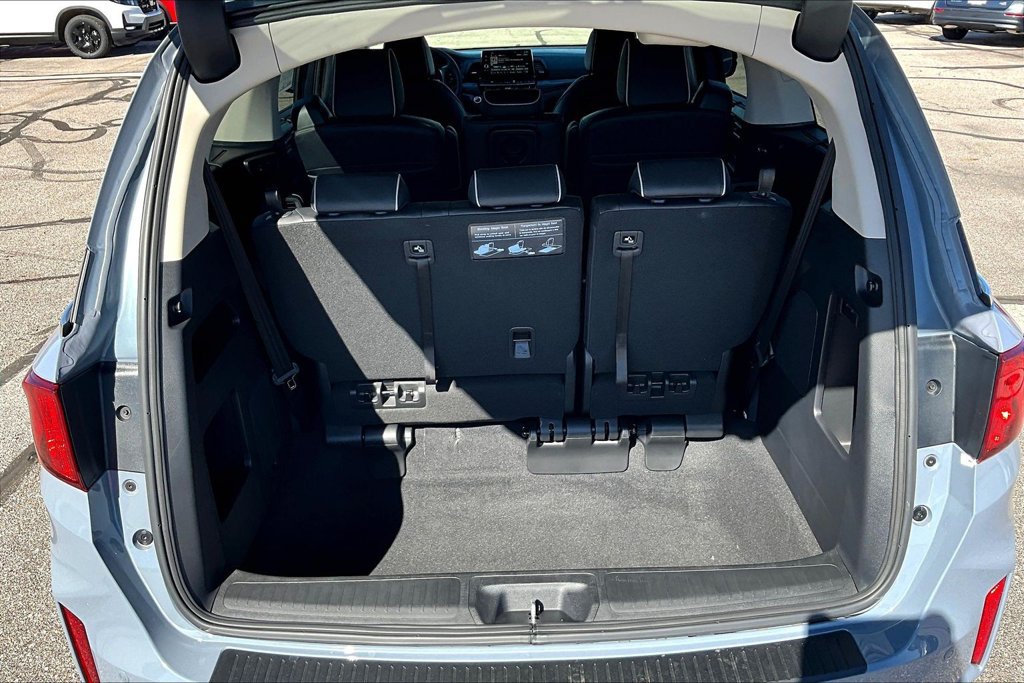 New 2027 Honda Odyssey Elite image 5