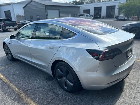 Used 2018 Tesla Model 3 Long Range RWD image 5
