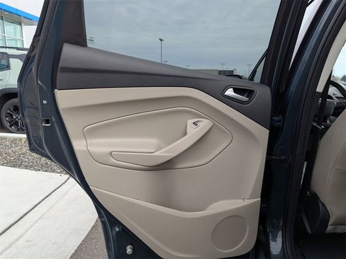 Used 2019 Ford Escape SEL image 27