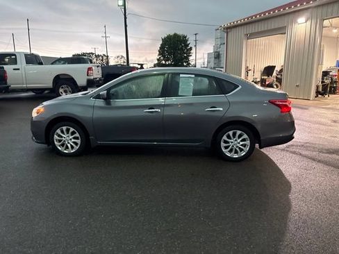 Used 2019 Nissan Sentra SV FWD image 6