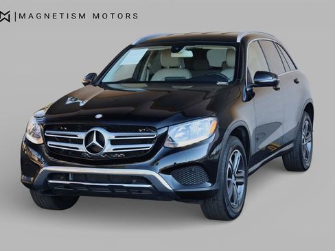 Used 2016 Mercedes-Benz GLC 300 image 4
