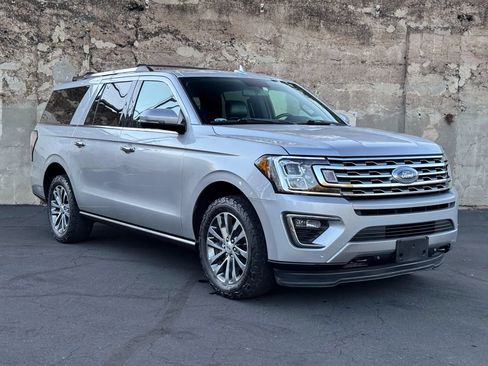 Used 2018 Ford Expedition Max Limited AWD/4WD image 4
