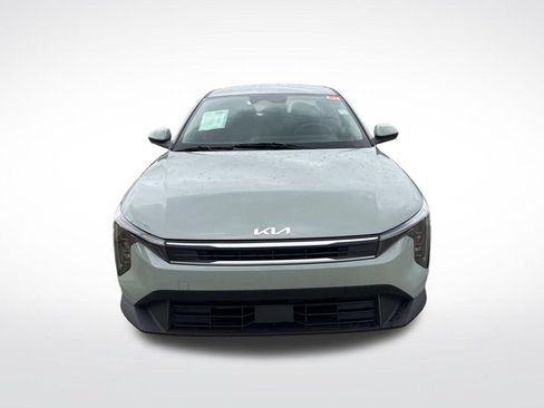 Used 2025 Kia K4 FWD image 2