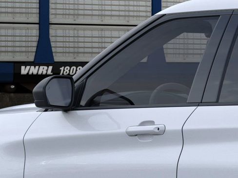 New 2026 Ford Explorer Active image 50