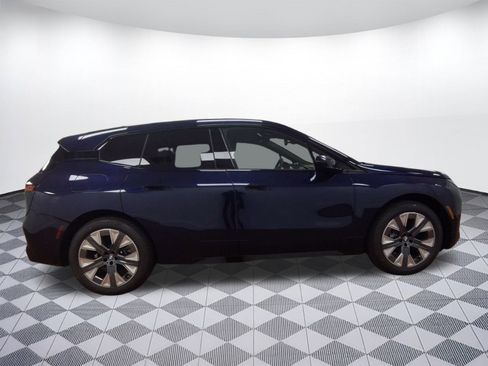 New 2026 BMW iX xDrive60 image 7