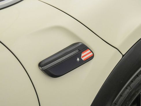 Used 2023 MINI Cooper S FWD image 18