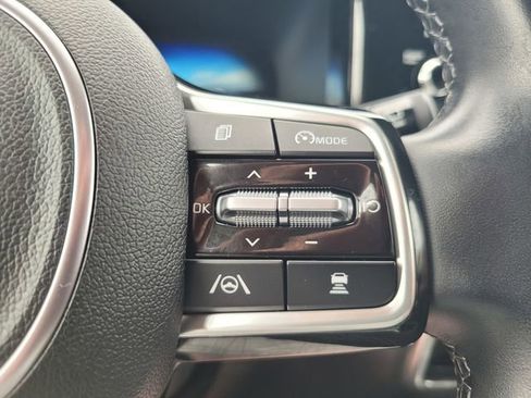 Used 2023 Kia Sorento SX image 26