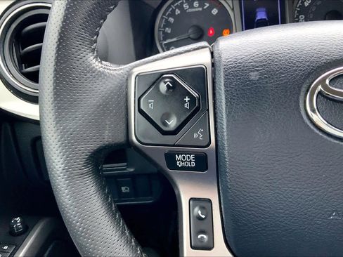 Used 2019 Toyota Tacoma SR5 image 23