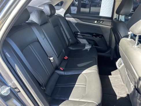 Used 2022 Kia K5 EX image 9