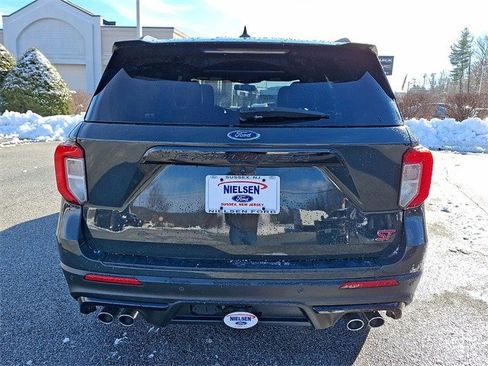 Certified 2022 Ford Explorer ST w/ ST Street Pack image 23