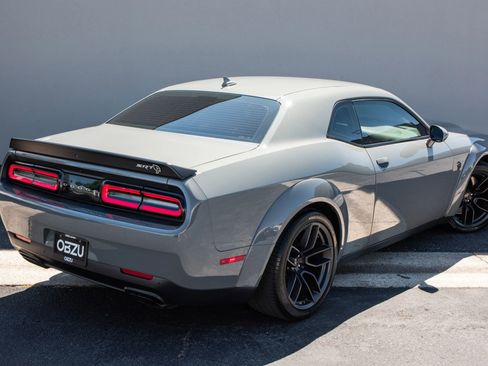 Used 2019 Dodge Challenger SRT Hellcat Redeye image 24