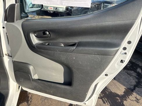 Used 2021 Nissan NV200 S image 28