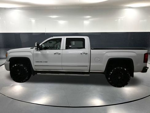 Used 2015 GMC Sierra 2500 Denali w/ Snow Plow Prep Package image 10