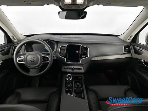 Used 2025 Volvo XC90 B6 Ultra w/ Protection Package Premier image 15