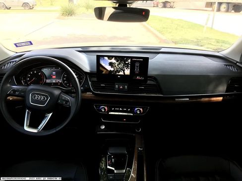 Used 2023 Audi Q5 2.0T Premium AWD/4WD image 12