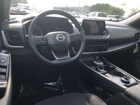 Certified 2026 Nissan Rogue S AWD/4WD image 18