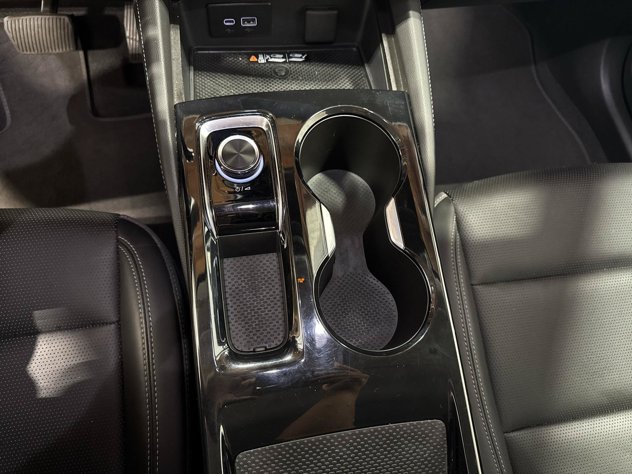 Certified 2024 Buick Envision Preferred AWD/4WD image 11