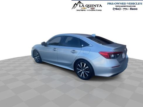 Used 2022 Honda Civic EX image 6