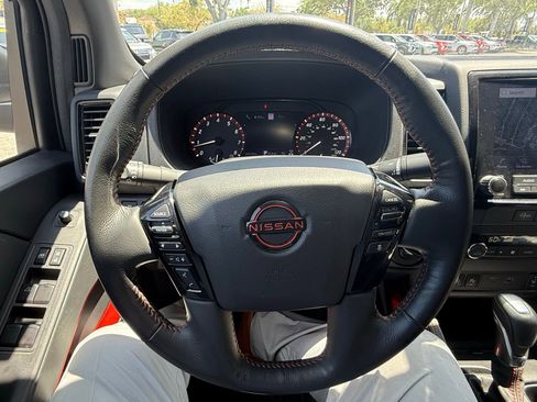 Used 2023 Nissan Frontier PRO-4X w/ Pro Convenience Package image 13