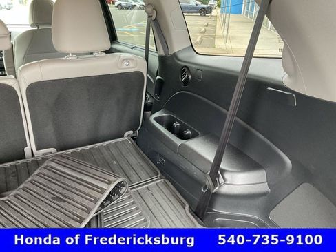 Used 2016 Honda Pilot Touring image 22