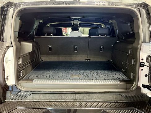 Used 2026 GMC Hummer EV SUV AWD/4WD image 29