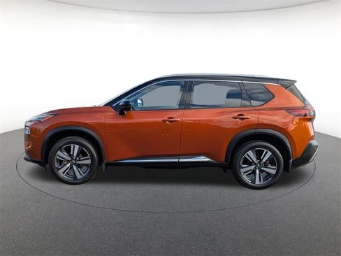 Used 2023 Nissan Rogue SL image 8