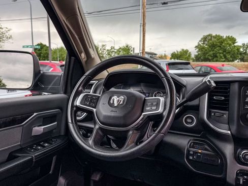 Used 2020 RAM 2500 Big Horn AWD/4WD image 15