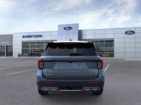 New 2026 Ford Explorer Active w/ Active Comfort Package image 5