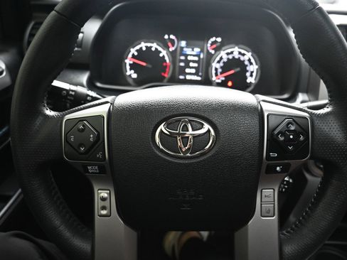 Used 2022 Toyota 4Runner Limited image 14