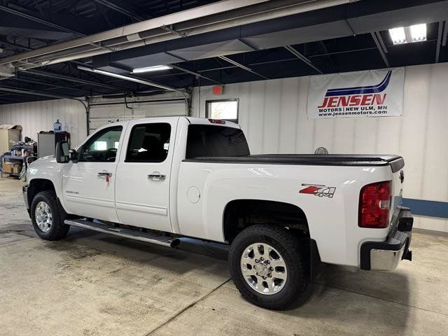 Used 2014 Chevrolet Silverado 3500 LTZ w/ LTZ Plus Package AWD/4WD image 5